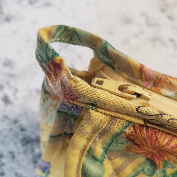 Vintage Maggi B Yellow Quilted Floral Toiletry Makeup Bag Made in Canada - Picture 9 of 16